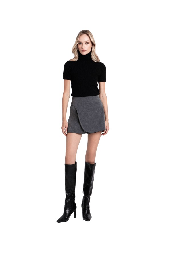 SKORT